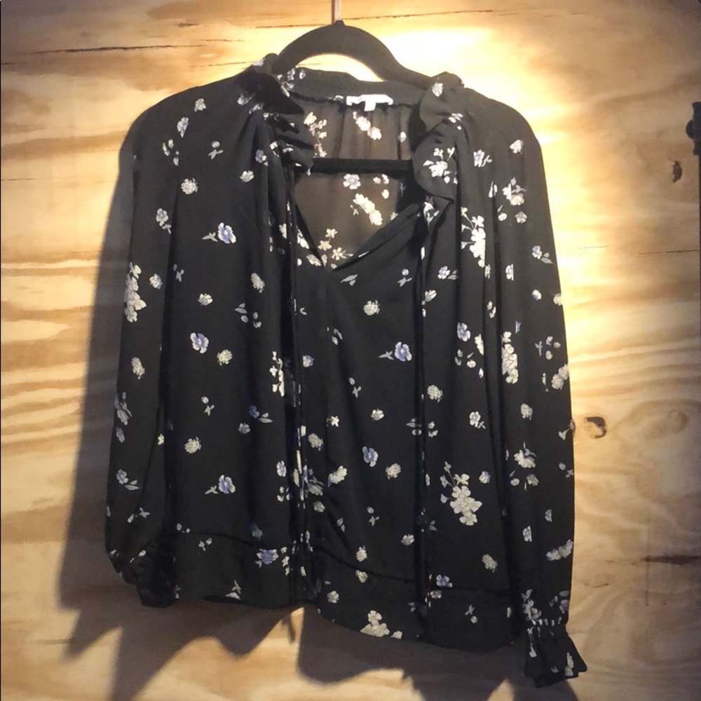 Blk blouse